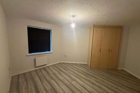 2 bedroom apartment to rent, Strathern Road, Glenfield