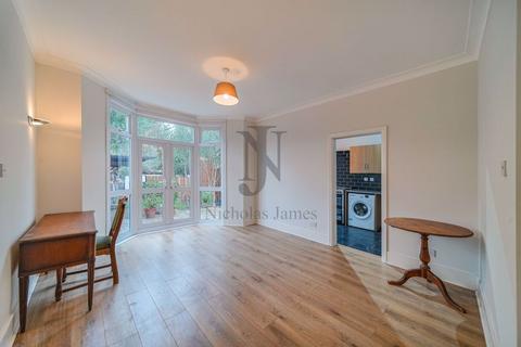 3 bedroom end of terrace house to rent, Grenoble Gardens, Palmers Green London N13