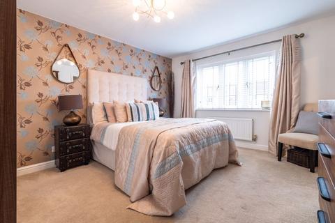1 Hall Close, Old Stratford, Milton Keynes, MK19 6NH