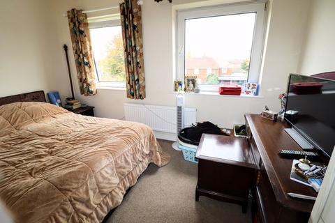 2 bedroom property for sale, 3 St Margarets Court, Bletchley, Milton Keynes