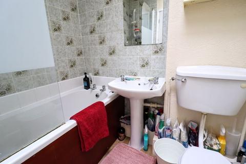 2 bedroom property for sale, 3 St Margarets Court, Bletchley, Milton Keynes