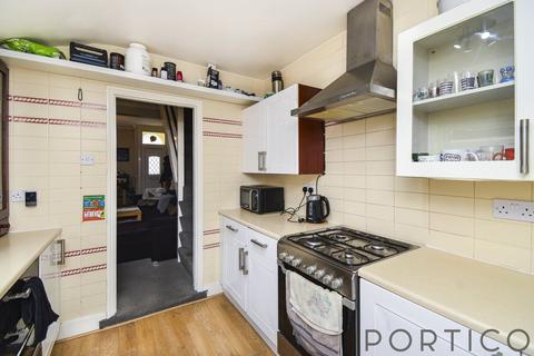 2 bedroom terraced house to rent, Haig Road West, Plaistow, E13