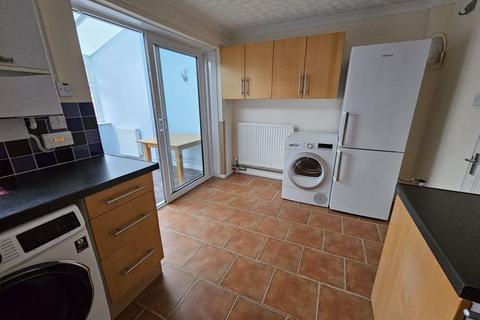 2 bedroom terraced house to rent, Armada Way, Dorchester, DT1