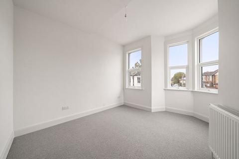 3 bedroom end of terrace house for sale, Idlecombe Road, London SW17 9TB