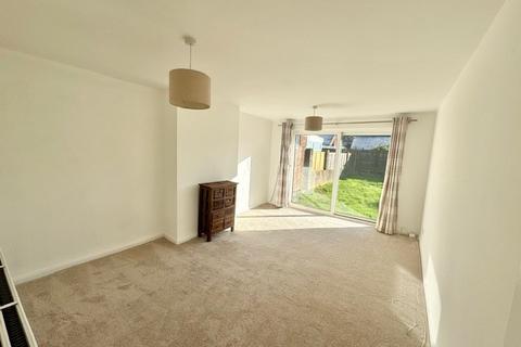 2 bedroom bungalow to rent, Maryland Close, Townhill Park, Southampton, SO18