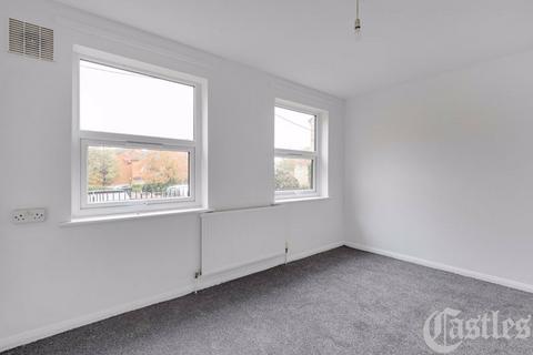 1 bedroom apartment for sale, Edmeston Close, London