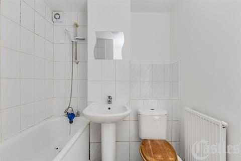 70 Edmeston Close, London, E9 5TL