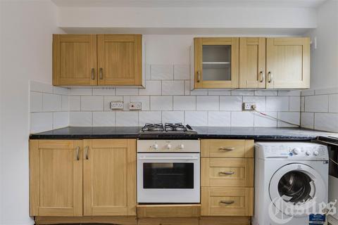 70 Edmeston Close, London, E9 5TL