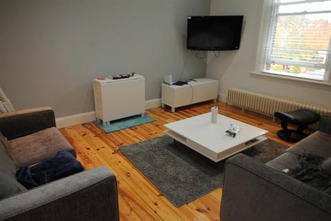 6 bedroom maisonette to rent, Brentwood Avenue, Jesmond