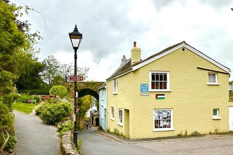 3 bedroom semi-detached house for sale, Castle Street, Totnes