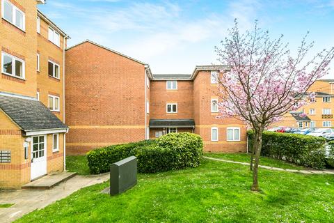 1 bedroom flat to rent, Ascot Court, Aldershot