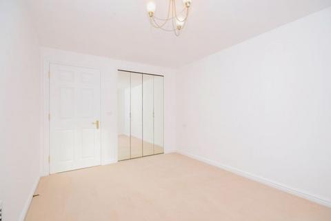 1 bedroom retirement property for sale, 63-67 Hempstead Road, Watford WD17