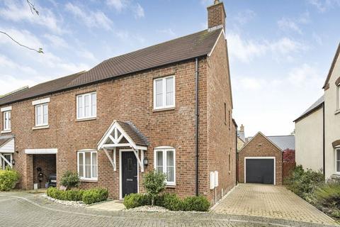 4 bedroom detached house for sale, Huntingdon Road, Bicester OX26