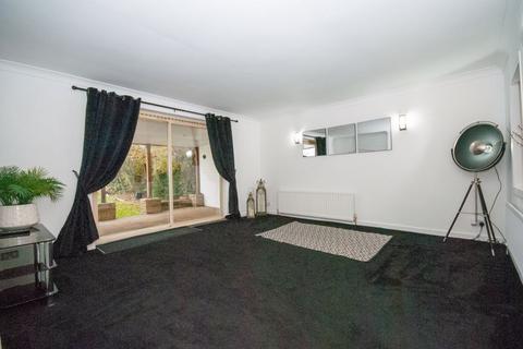 4 bedroom detached bungalow for sale, Pound Lane, Basildon SS13