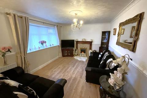 4 bedroom terraced house for sale, Beecher Road, Halesowen B63