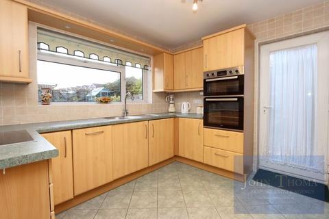 25 Woolhampton Way, Chigwell, IG7 4QQ