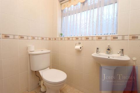25 Woolhampton Way, Chigwell, IG7 4QQ