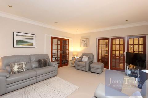 5 bedroom detached house for sale, Bracken Drive, Chigwell IG7