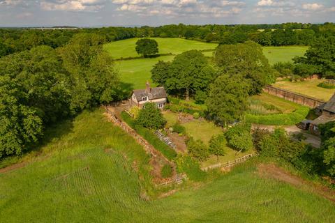 Cliff Lane, Grappenhall, WA4