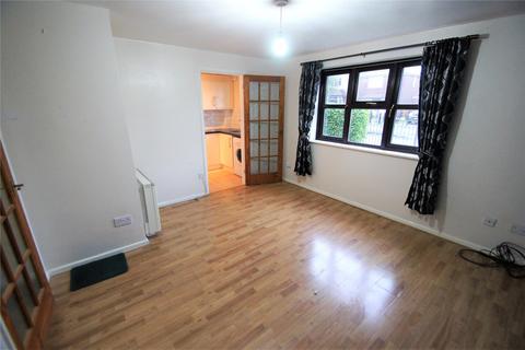 1 bedroom flat to rent, Woodford End, Chadsmoor, Cannock, WS11