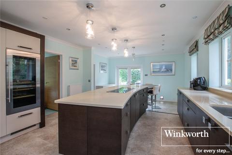 4 bedroom detached house for sale, Golf Links Road, Dorset BH22