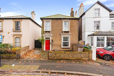 3 bedroom detached house for sale, Eltham Green, London SE9