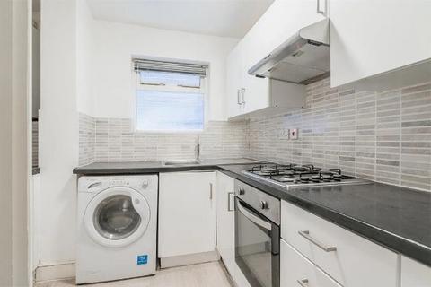 3 bedroom flat to rent, Anson Road, Willesden Green, NW2