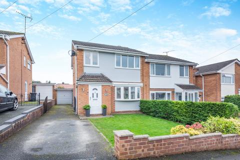 3 bedroom semi-detached house for sale, Highfield Avenue, Mynydd Isa, CH7