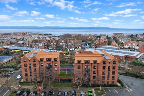 2 bedroom apartment for sale, Station House, John Kirby Way, West Kirby, Wirral, CH48