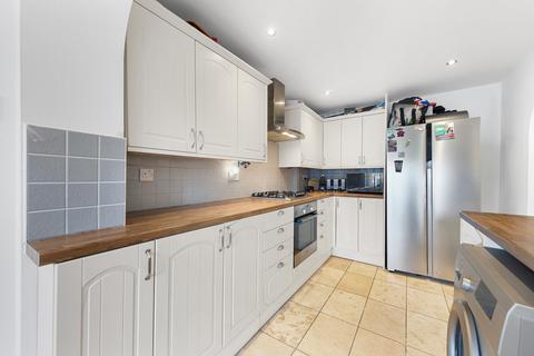 5 Blythe Close, Rothwell, Kettering, NN14 6SZ
