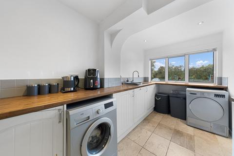 5 Blythe Close, Rothwell, Kettering, NN14 6SZ