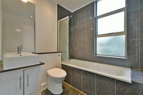 1 bedroom flat to rent, Huddlestone Road, Willesden Green, NW2