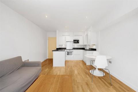 2 bedroom terraced house to rent, Sans Walk, EC1R