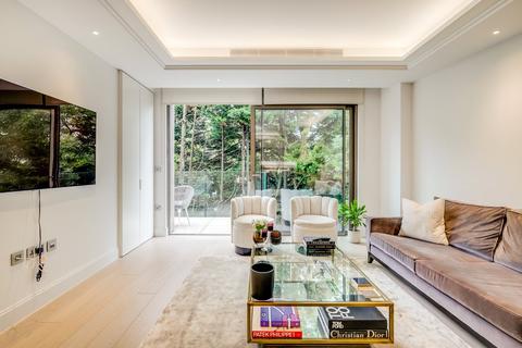 3 bedroom apartment for sale, Belsize Lane, Belsize Park