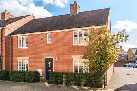 3 bedroom end of terrace house for sale, Teeswater, Buckingham, Buckinghamshire