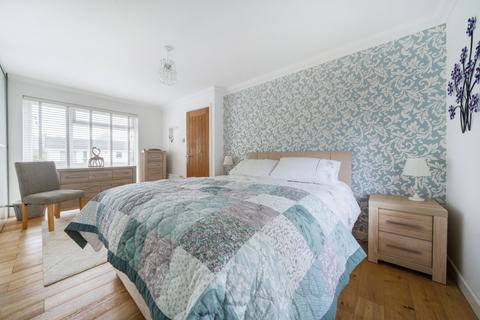32 Southwold, Bracknell, RG12 8XY
