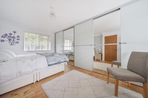 32 Southwold, Bracknell, RG12 8XY
