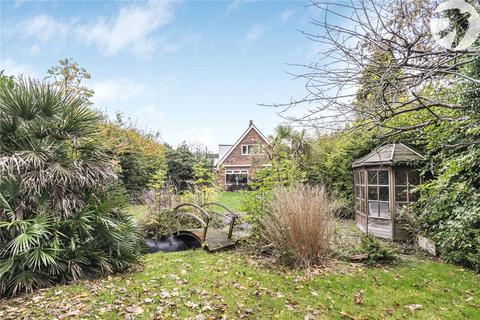 Blackthorn Cottage Gresham Avenue, Hartley, Longfield, DA3 7BT