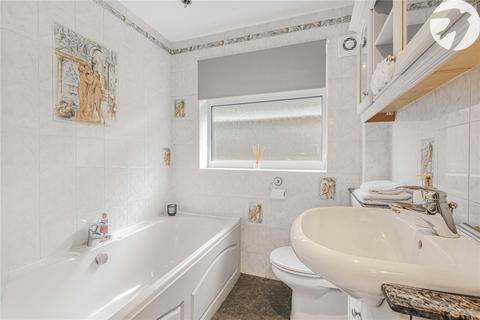 Blackthorn Cottage Gresham Avenue, Hartley, Longfield, DA3 7BT
