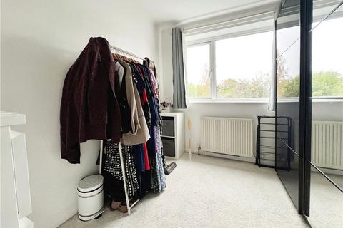 9 Derwent Close, Cambridge, CB1 8DY
