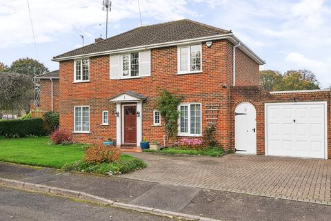 4 bedroom link detached house for sale, Cherry Close, Flackwell Heath, High Wycombe, Buckinghamshire, HP10