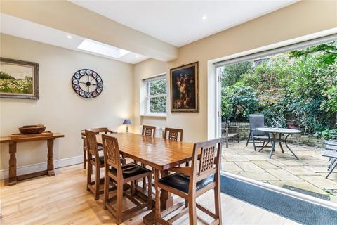 4 bedroom terraced house for sale, Kyrle Road, SW11