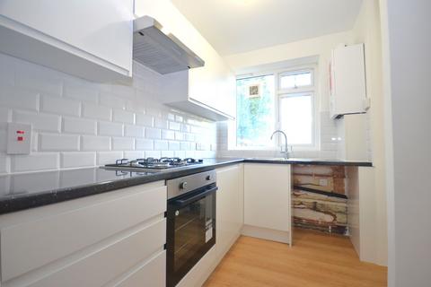 2 bedroom flat to rent, Elizabeth Gardens, Acton, W3 7SJ