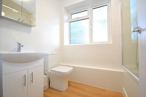 2 bedroom flat to rent, Elizabeth Gardens, Acton, W3 7SJ