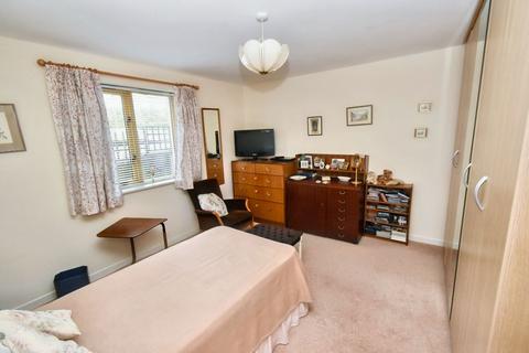 2 bedroom flat for sale, Sparrows Row, Okehampton