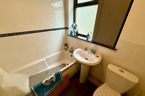 16 Beach Road, Fairbourne, LL38 2PX