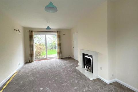 3 bedroom terraced house to rent, 120 Woodfarm Road, Malvern, Worcestershire, WR14