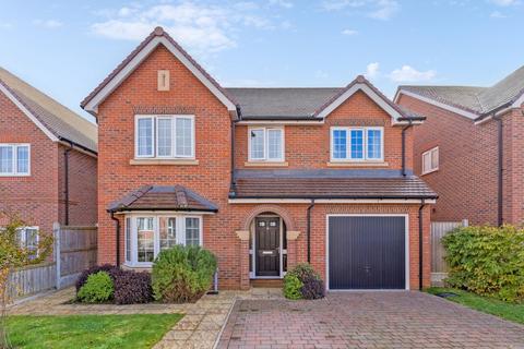 4 bedroom detached house for sale, Bowlers End, Hitchin, SG5