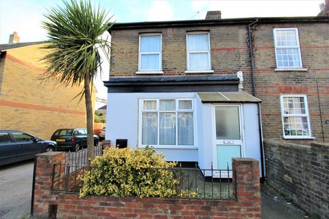 3 bedroom semi-detached house for sale, London Road, Grays