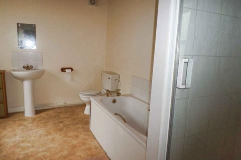 undefined, Room, South Rd, Caernarfon